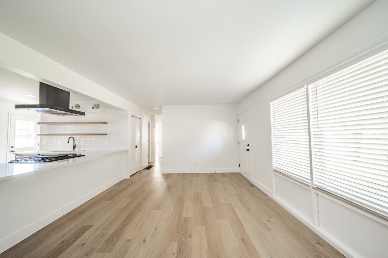 356 Westlea Dr #NA - Photo 4 of 18