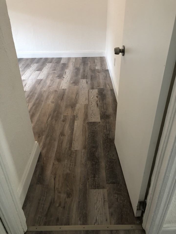 527 13th Ave Nw #527 - Photo 7 of 10