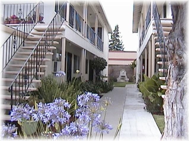 3452 Redwood Ct #4 - Photo 3 of 21