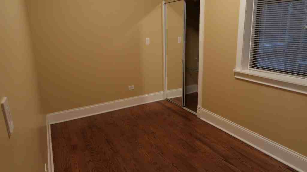 1361 N Ashland Ave #2F - Photo 4 of 17