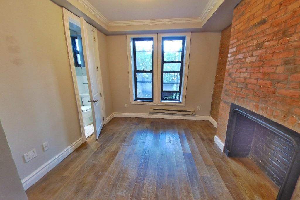 529 E 6th St #2B - Photo 5 of 8