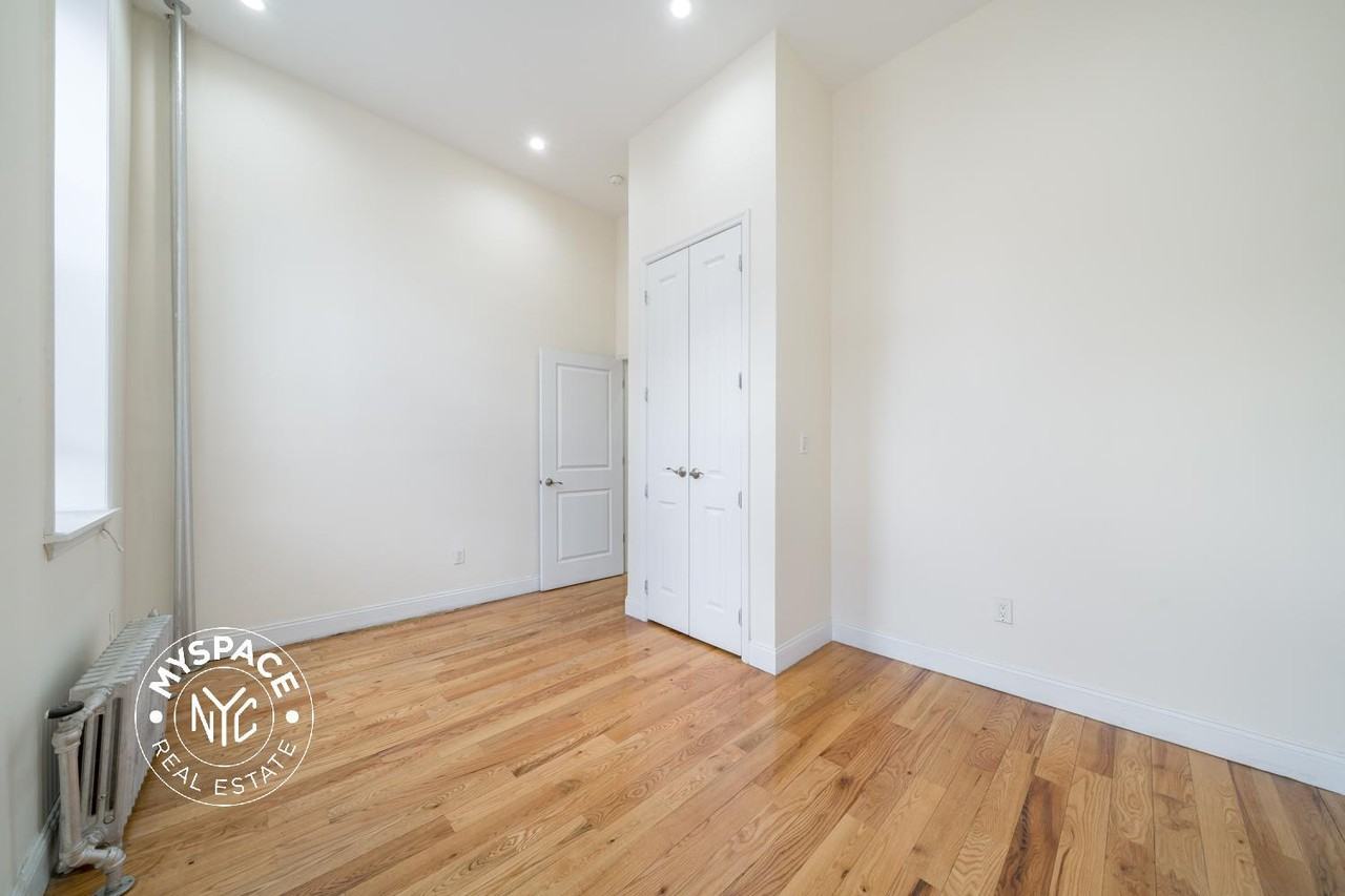 30 Rogers Avenue #B - Photo 4 of 7