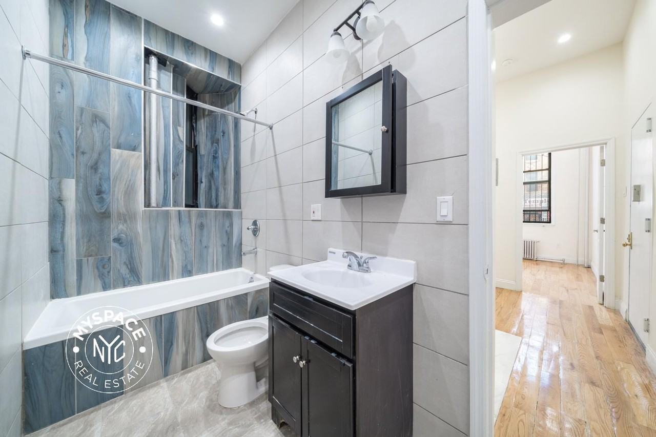 30 Rogers Avenue #B - Photo 6 of 7