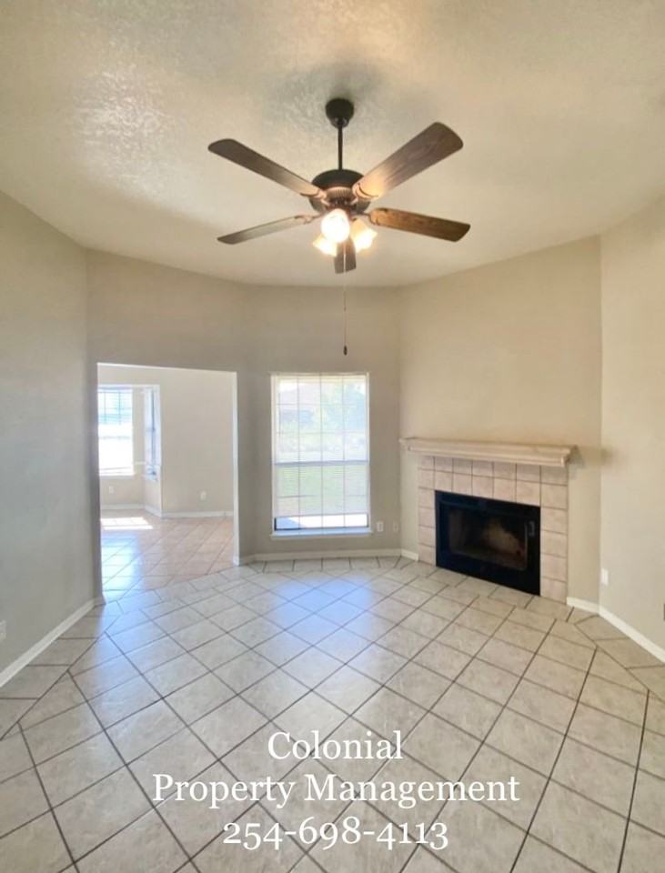 4402 Fawn Dr - Photo 2 of 14