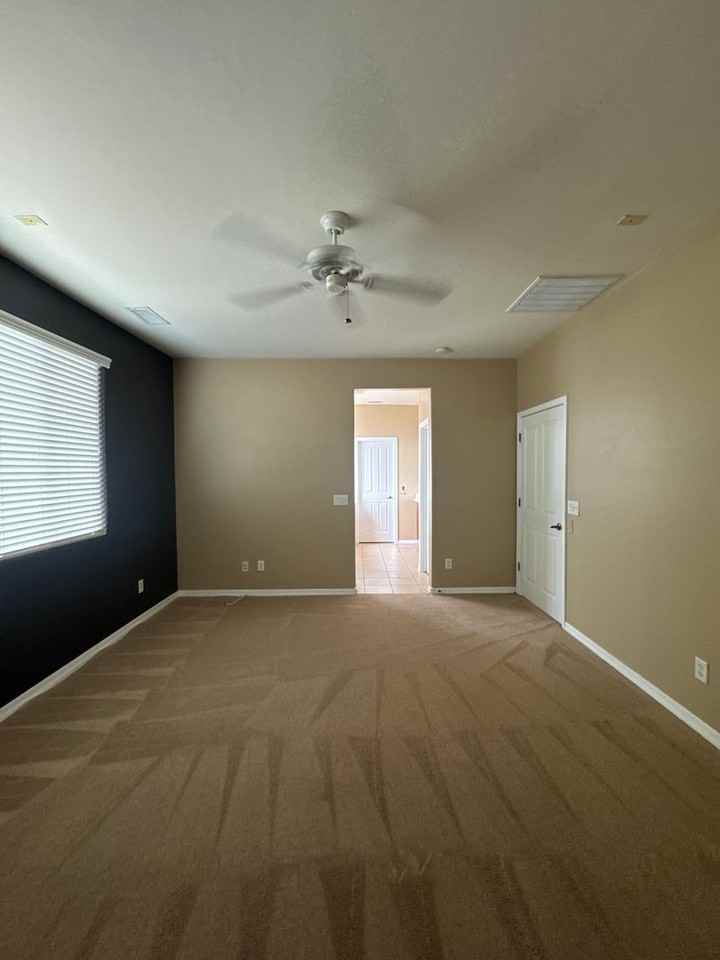 3432 W Florimond Rd - Photo 3 of 10