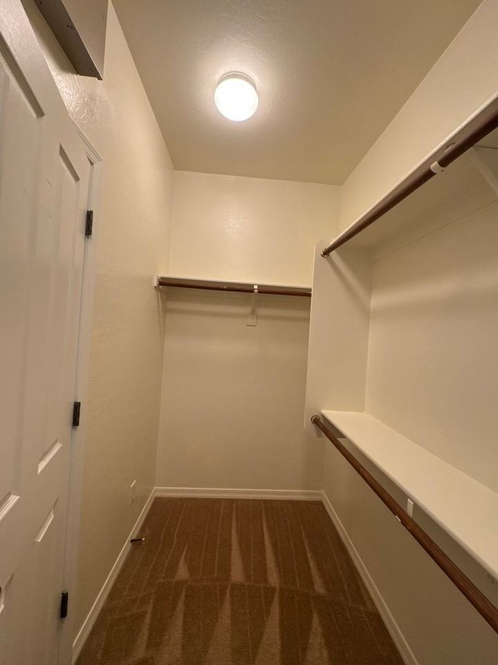 3432 W Florimond Rd - Photo 4 of 10