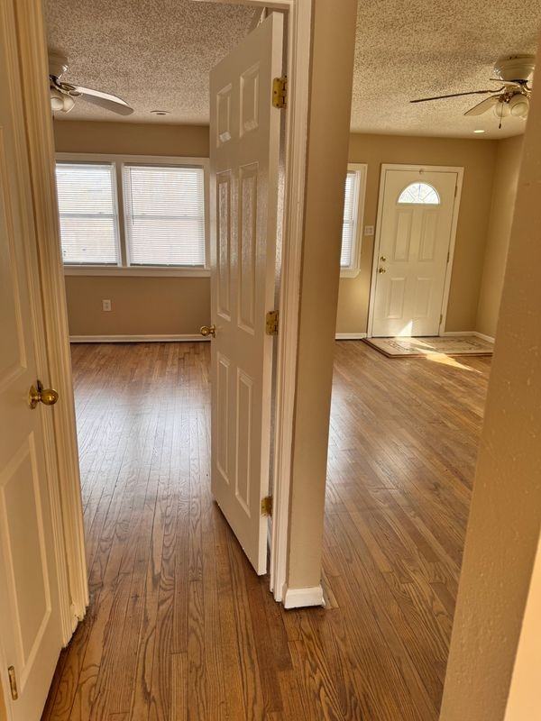 4419 E 56th St - Photo 2 of 3