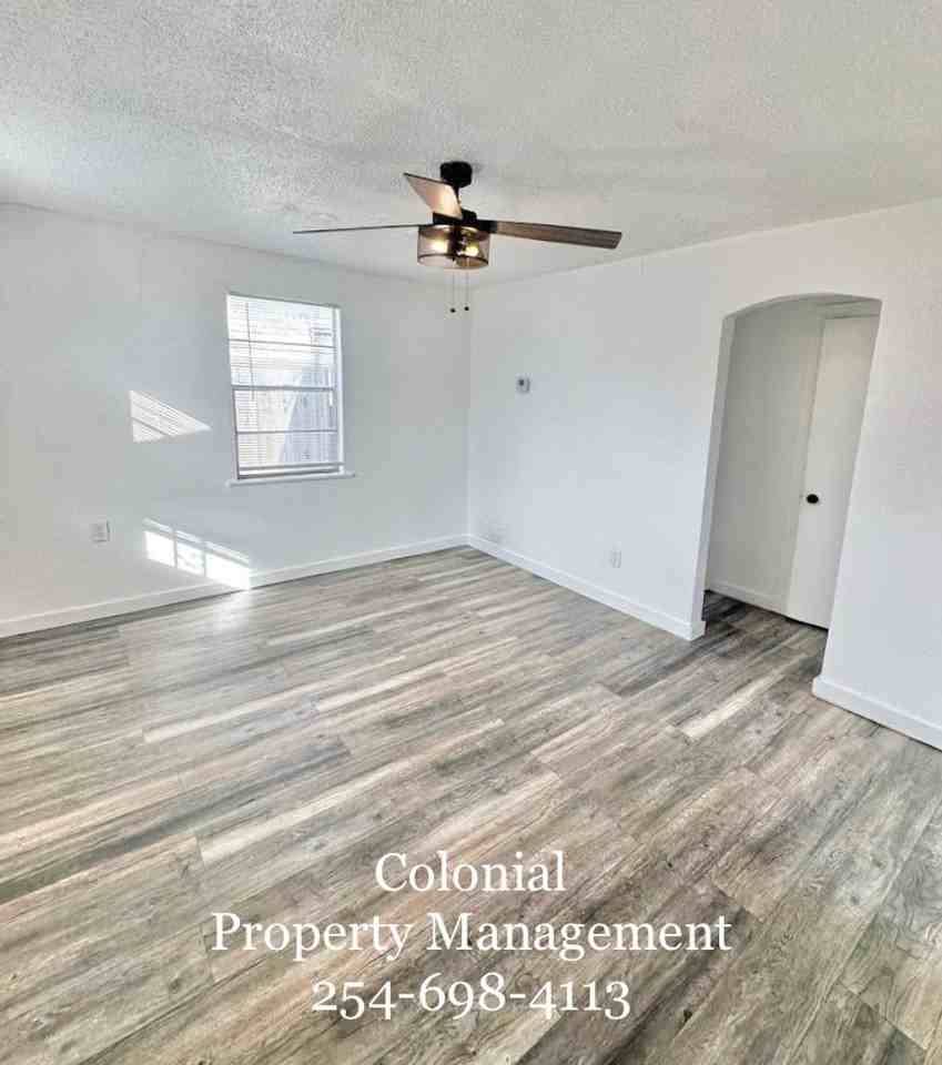 510 Vermont St - Photo 4 of 11