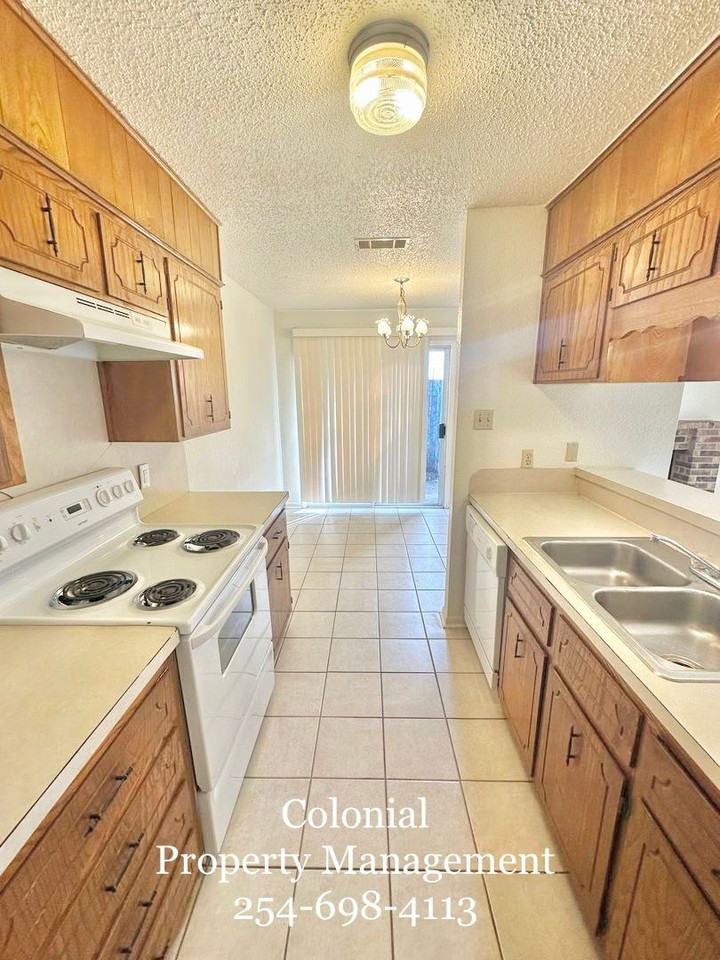 3009 Lake Rd #A - Photo 4 of 14