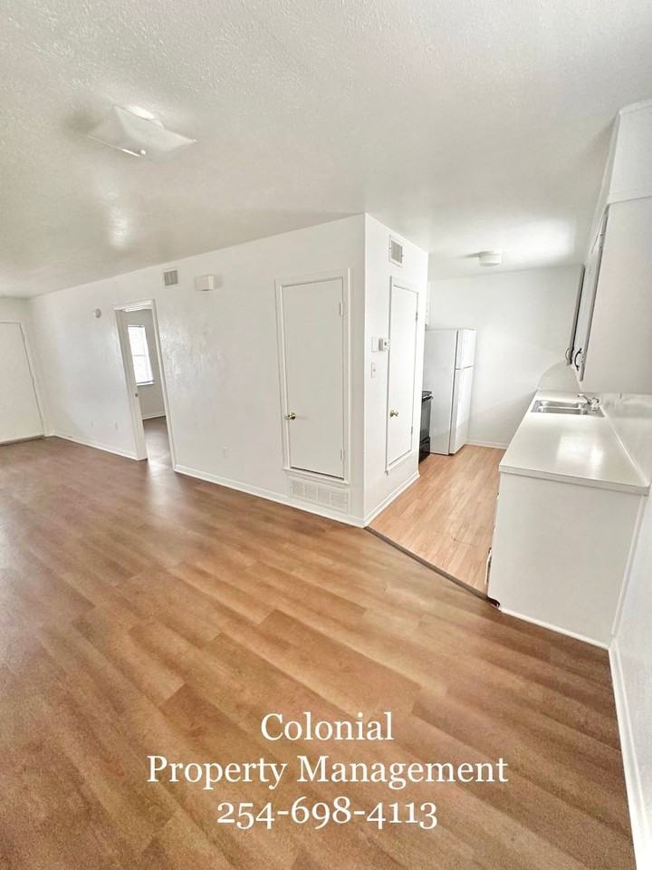 102 E Ave A - Photo 5 of 11