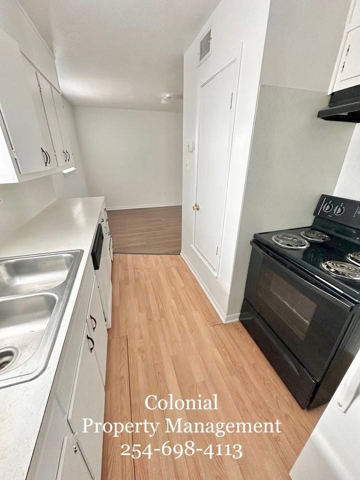 102 E Ave A - Photo 6 of 11