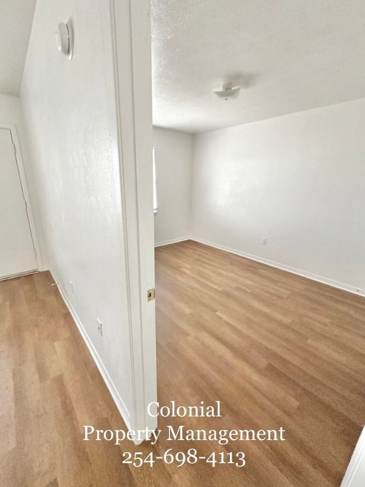 102 E Ave A - Photo 7 of 11
