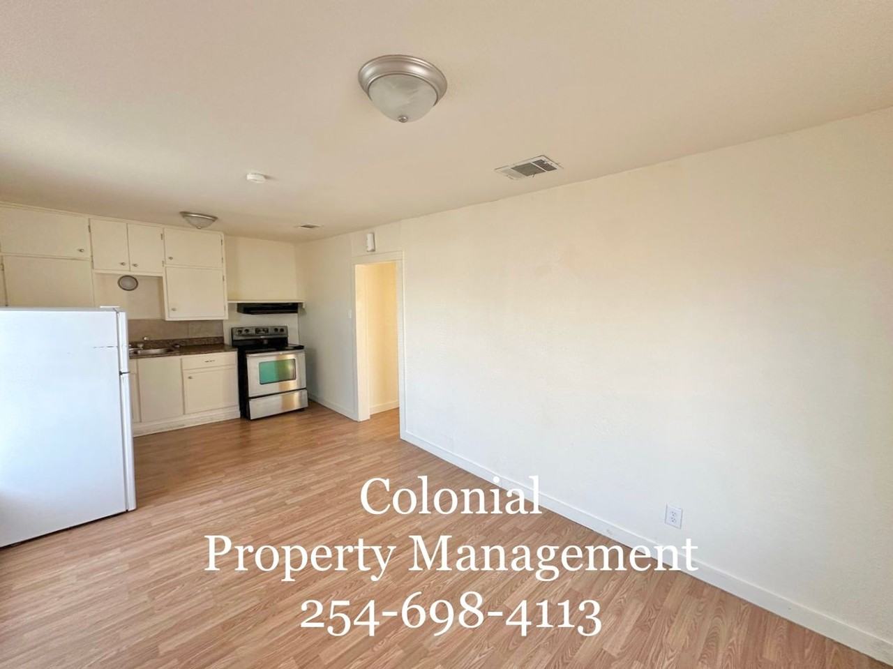 422 W Green Ave - Photo 4 of 7