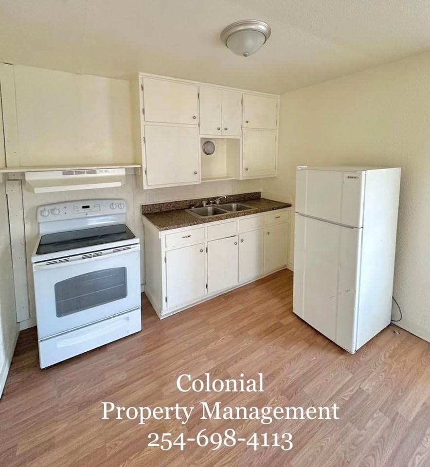 424 West Green Avenue - Photo 3 of 7