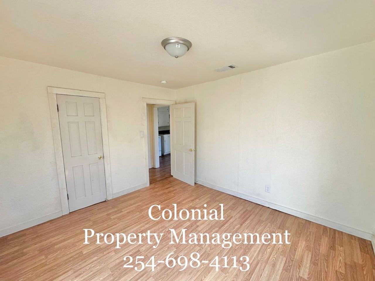 424 West Green Avenue - Photo 5 of 7