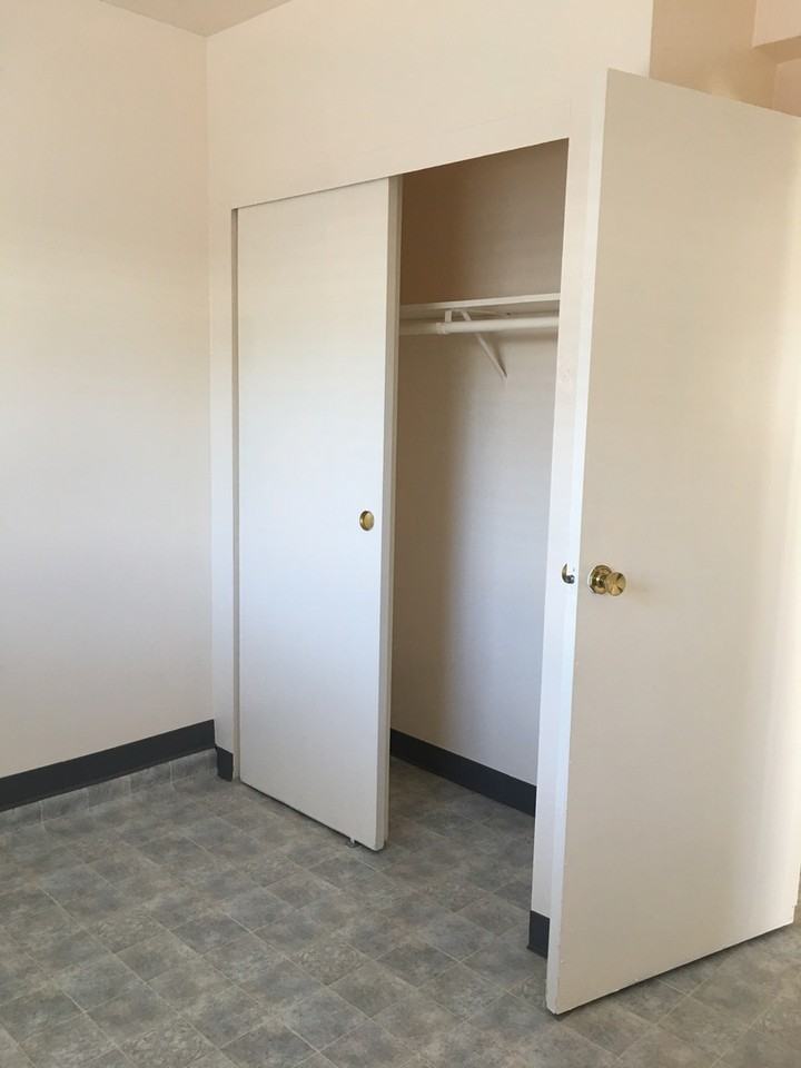 27 1/2 Magnolia Ave - Photo 5 of 6