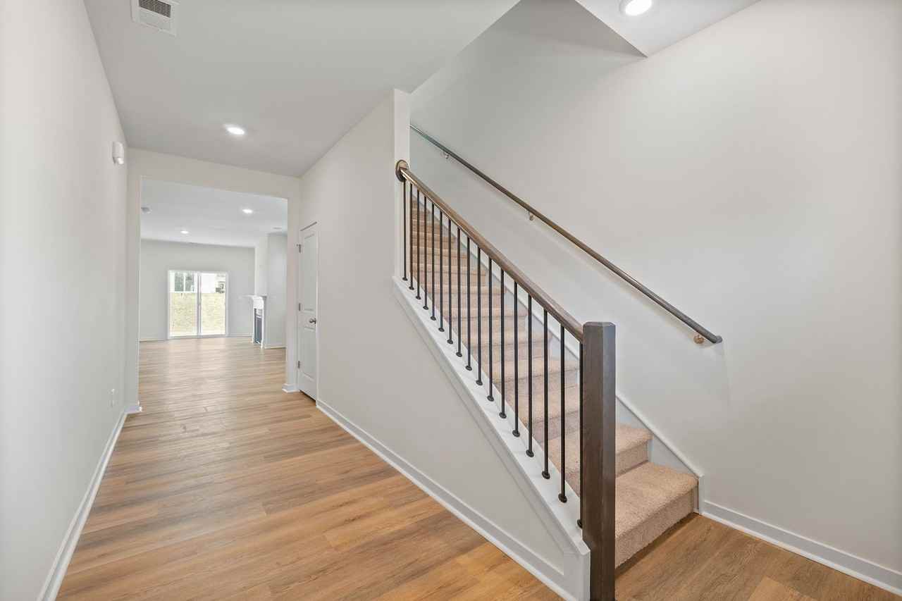 12216 Lady Bell Dr - Photo 4 of 37