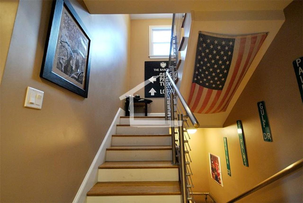 39 Woodstock Ave - Photo 2 of 19