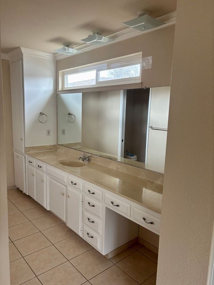 5958 Jeanine Dr - Photo 5 of 15