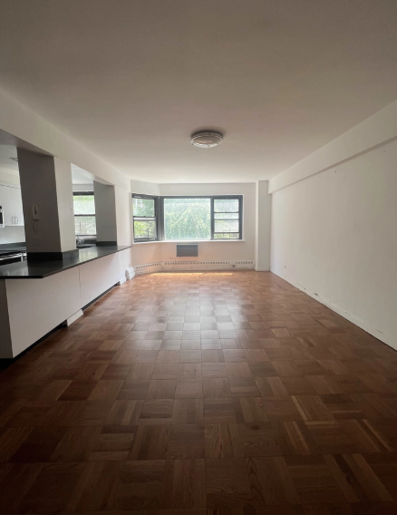 225 East 69th Street #6T - Photo 2 of 6