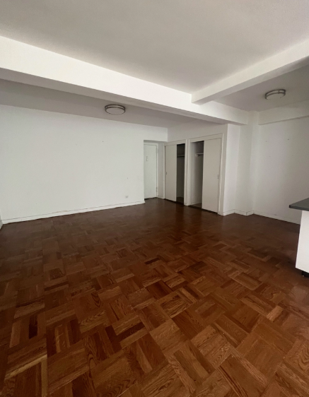 225 East 69th Street #6T - Photo 3 of 6