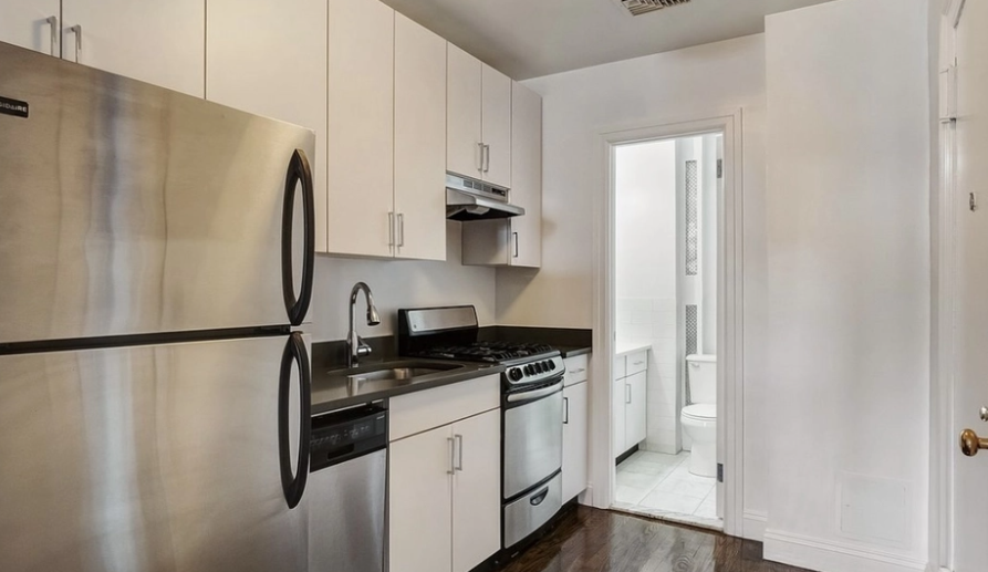 41 East 65th Street #4 - Photo 2 of 6