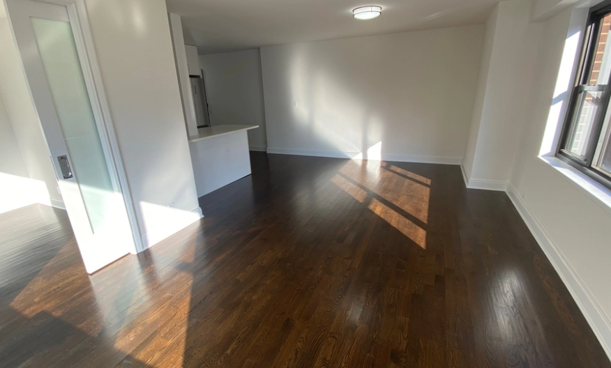 410 E 56th St #13R - Photo 6 of 11