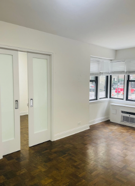 30 Beekman Place #1J - Photo 4 of 6