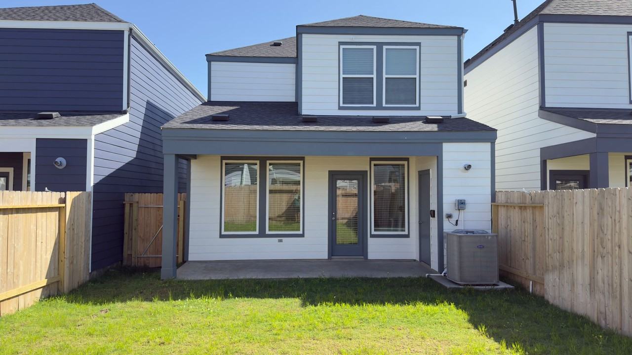 2937 Amherst Meadow Ln #NA - Photo 3 of 26