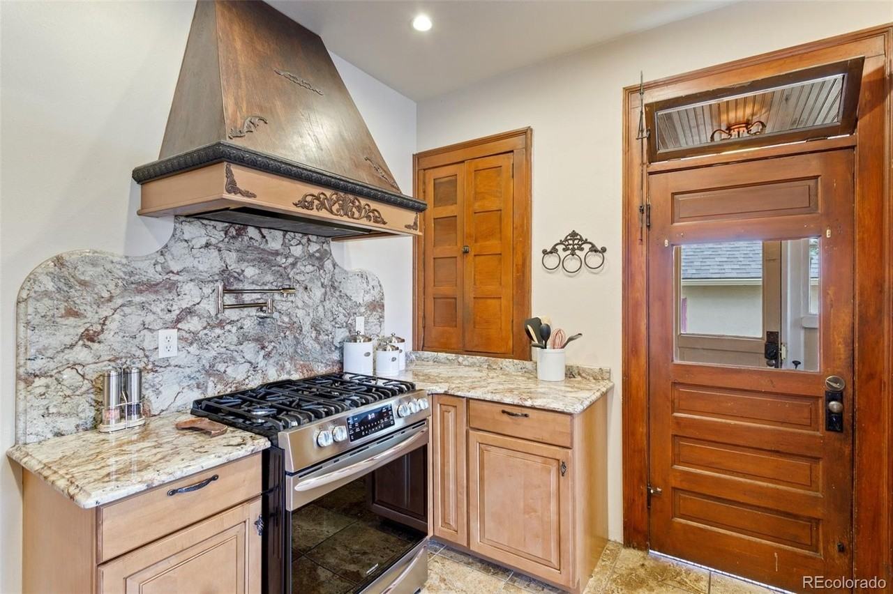 704 West Cucharras Street #NA - Photo 5 of 20