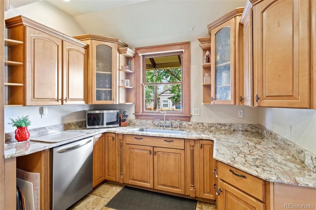 704 West Cucharras Street #NA - Photo 7 of 20