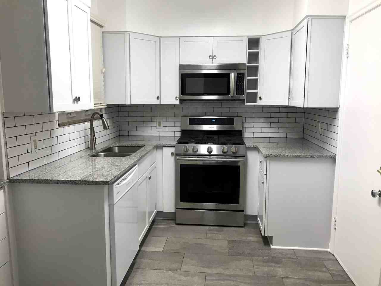 2440 Northwest Blvd #2440 - Photo 2 of 11
