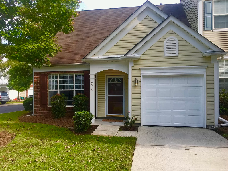 6915 Beverly Springs Dr - Photo 2 of 15