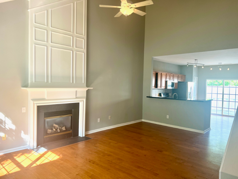 6915 Beverly Springs Dr - Photo 4 of 15