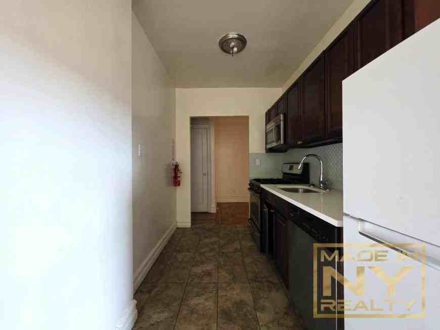 4305 Forley St - Photo 2 of 10