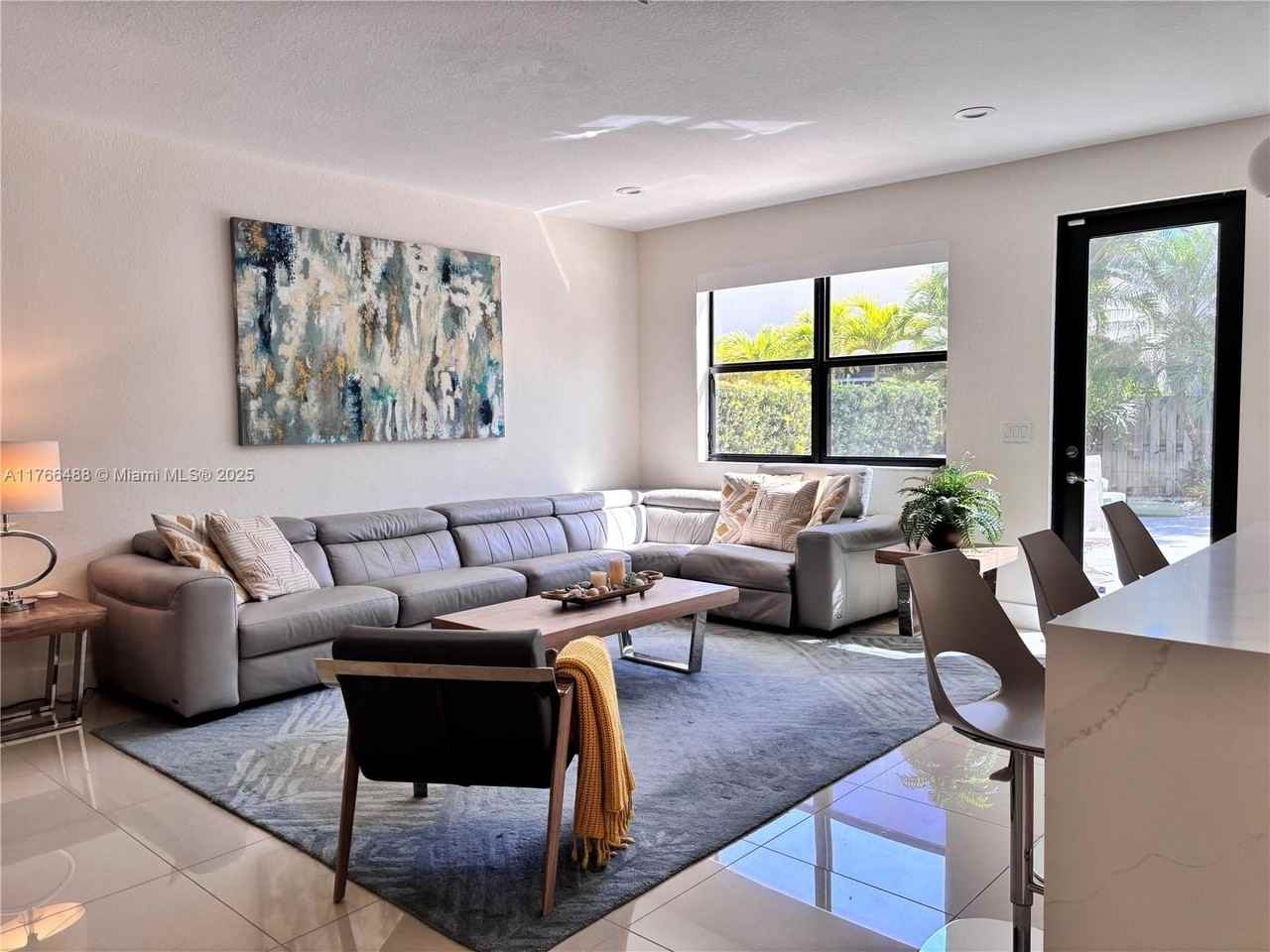 8895 Nw 99th Ct - Photo 2 of 16