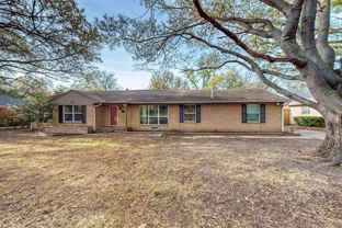 4082 Royal Ln - Photo 1 of 1