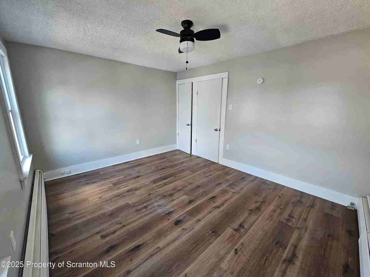 109 Logan St - Photo 2 of 10