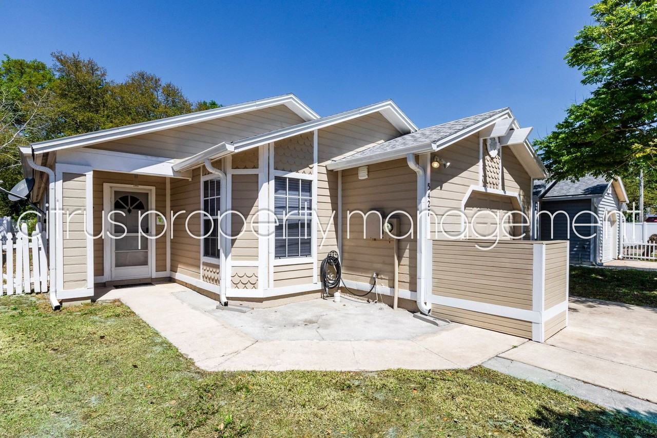 5427 Pullman Dr - Photo 3 of 27