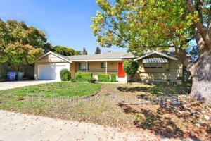 featured image of 6565 S Land Park Dr