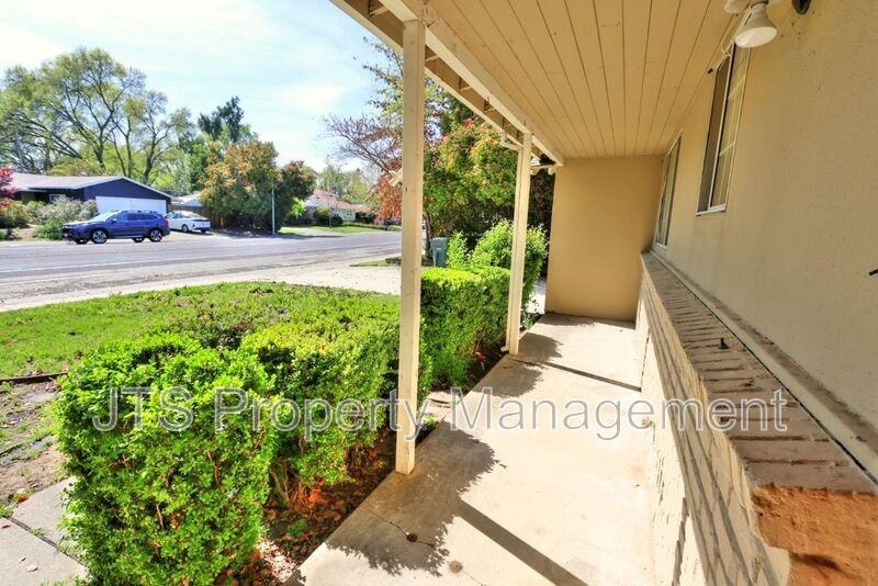 6565 S Land Park Dr - Photo 7 of 50