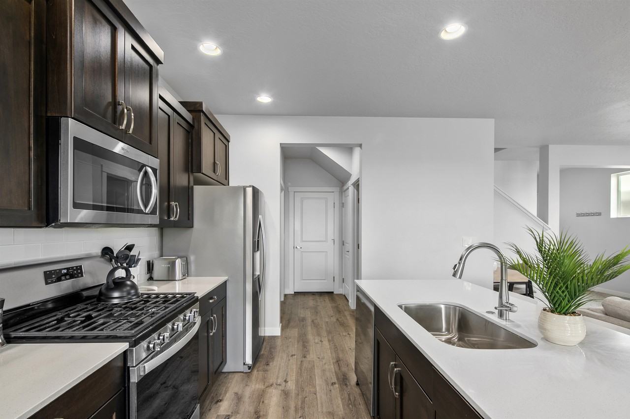 1841 S Hills Ave #1841HILLS - Photo 6 of 30