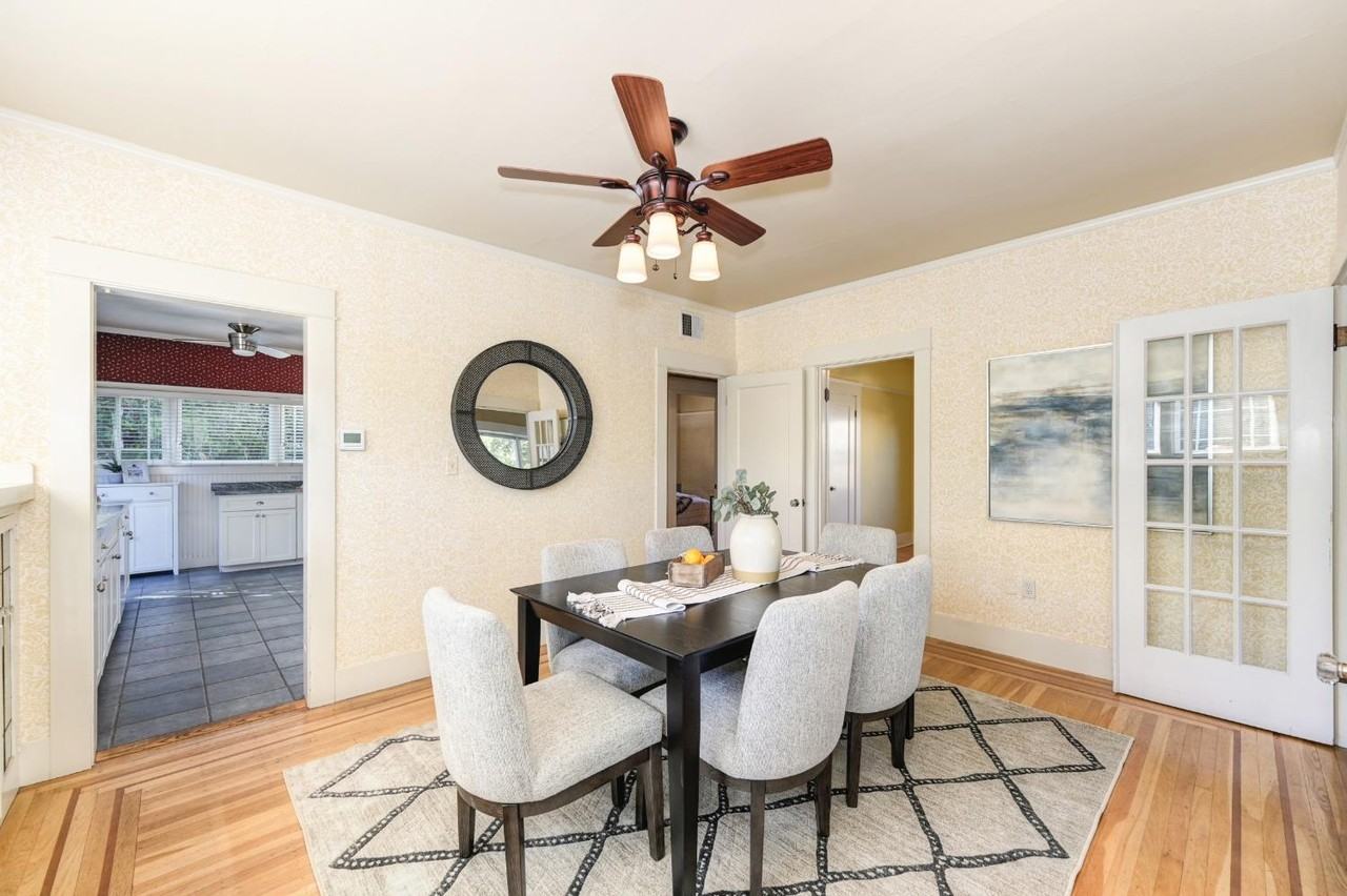 303 Hoffman St - Photo 6 of 16