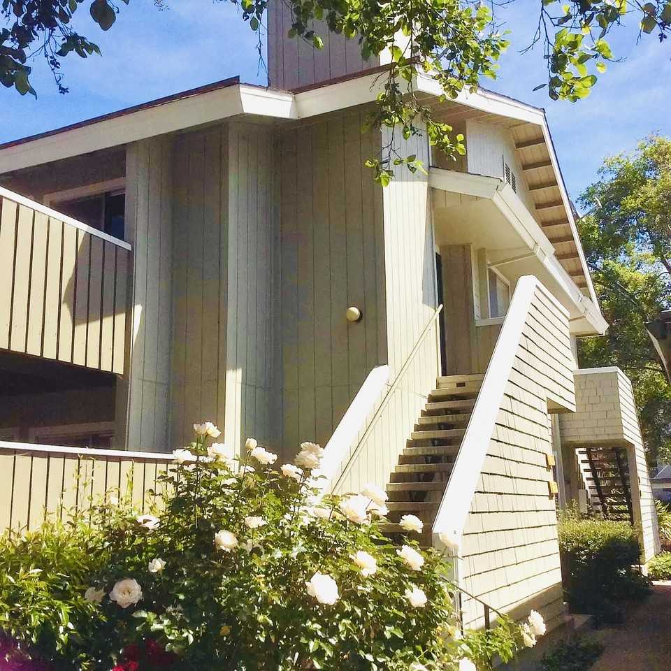 311 Caliente Cir #311 - Photo 2 of 20