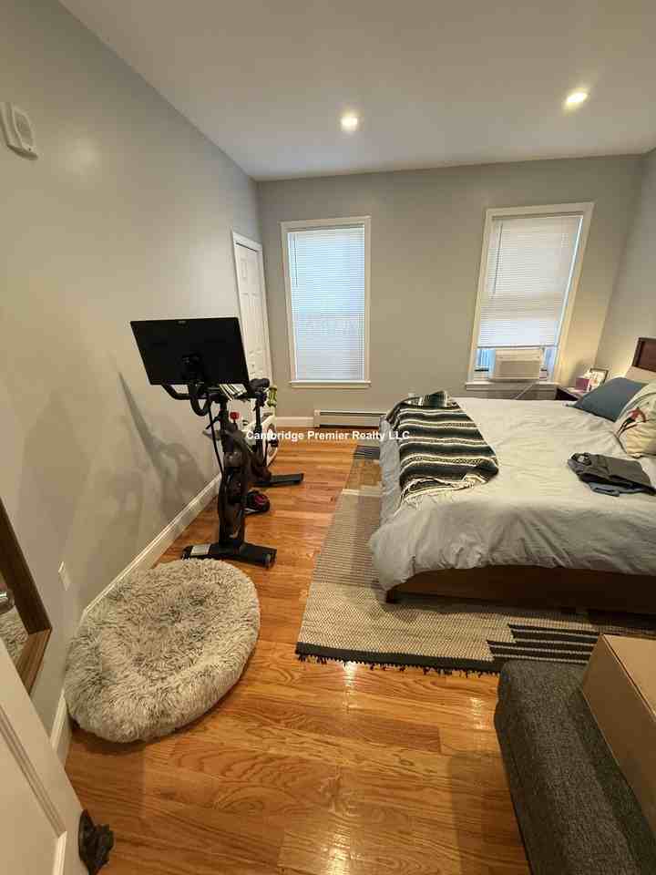 Bancroft St #1 - Photo 7 of 26