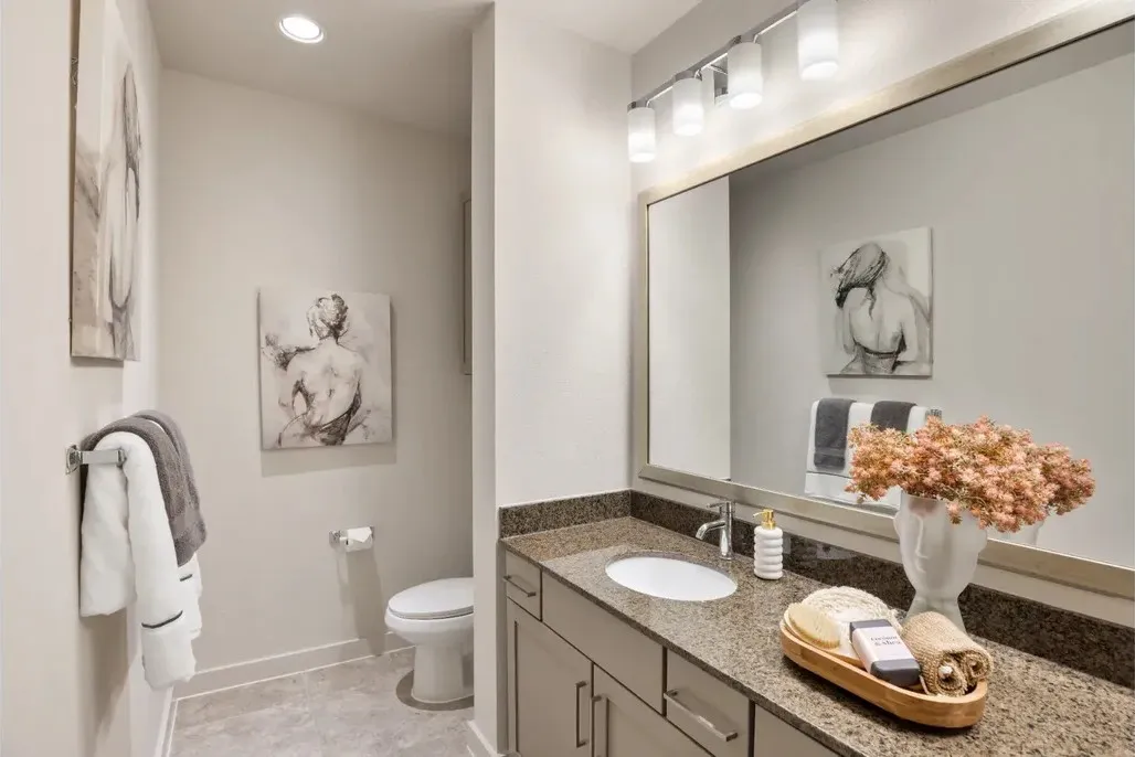 1900 Yorktown St #19YT1 - Photo 5 of 10