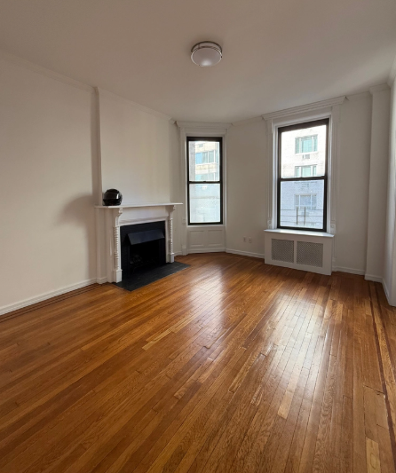 20 East 91st Street #4E - Photo 2 of 7