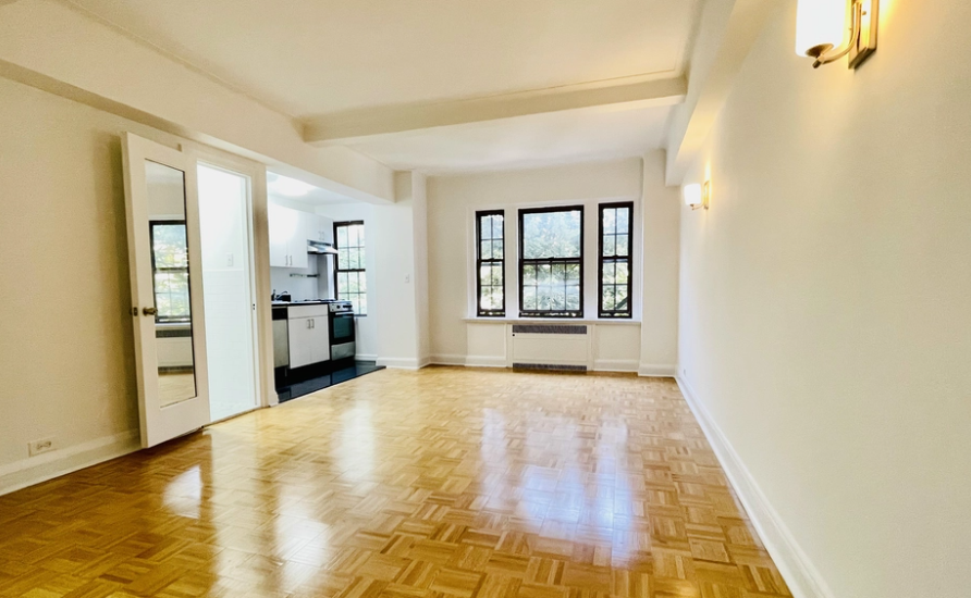 76 Cranberry Street #2C - Photo 2 of 6