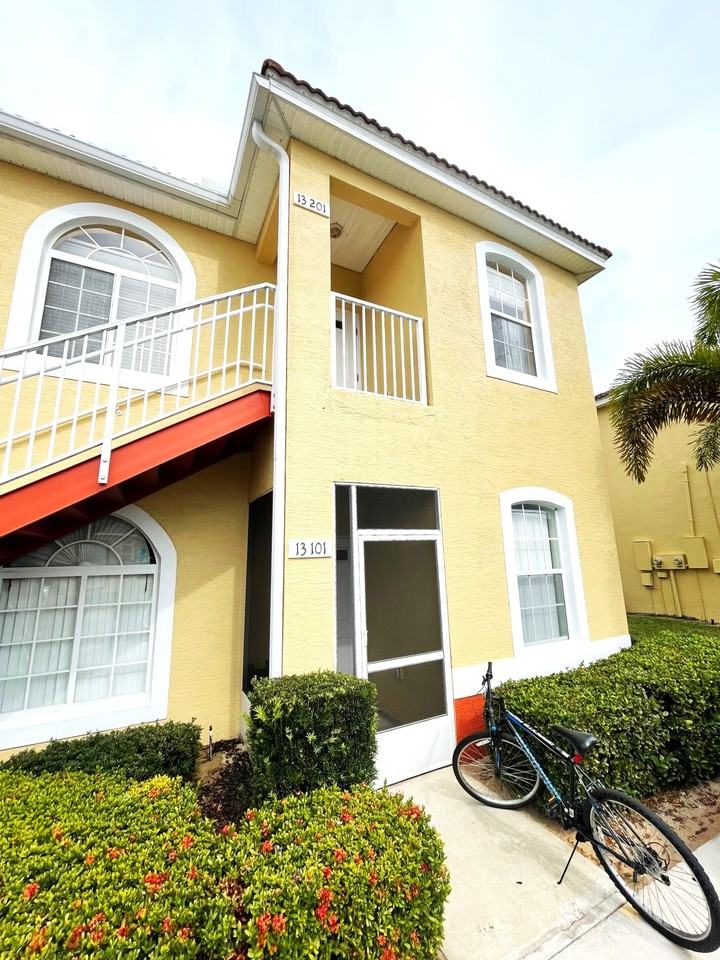 13201 Indian Creek Drive - Photo 2 of 39