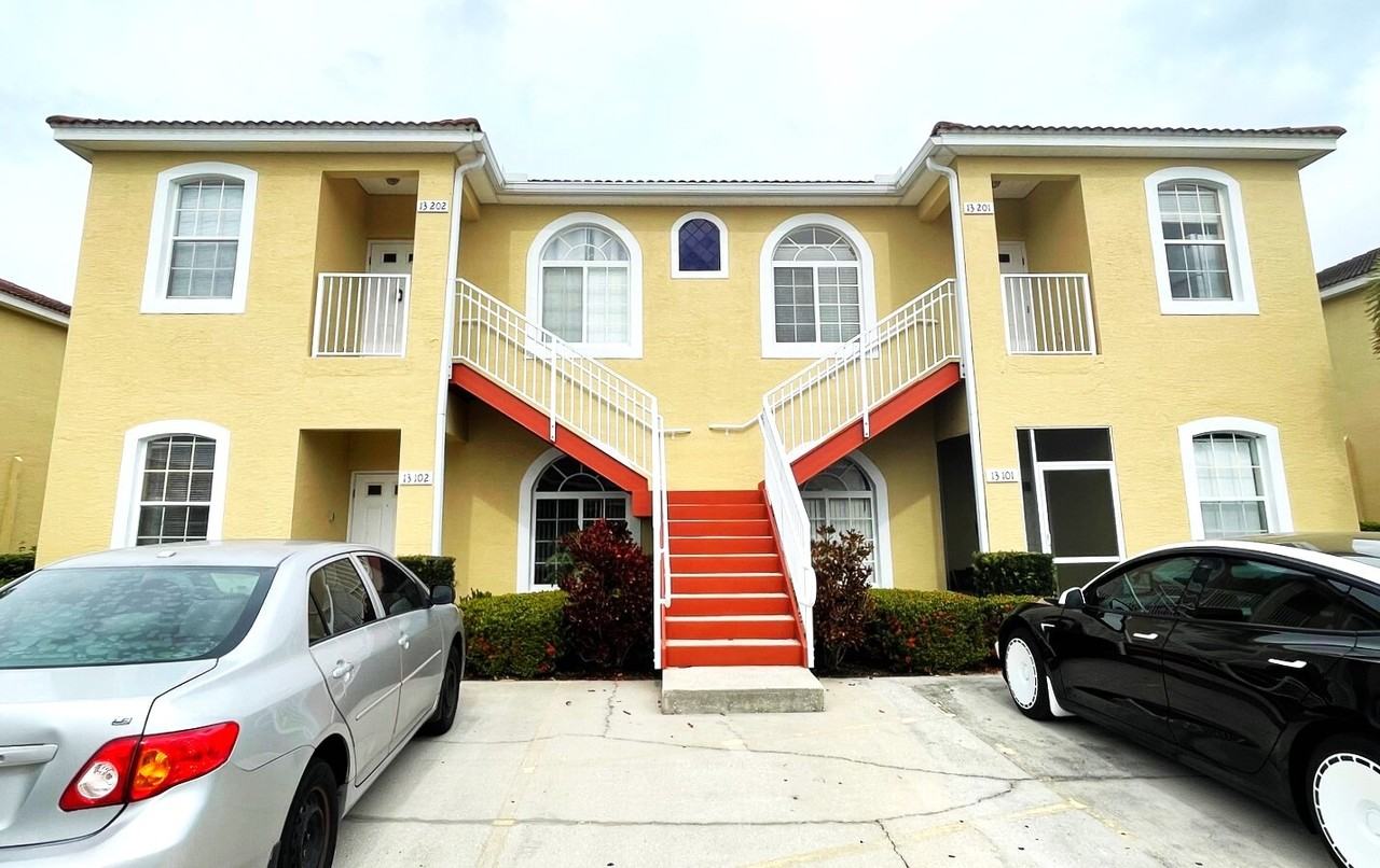 13201 Indian Creek Drive - Photo 3 of 39